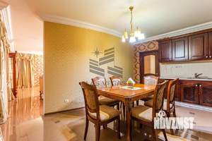 4-к квартира, на длительный срок, 160м2, 4/5 этаж