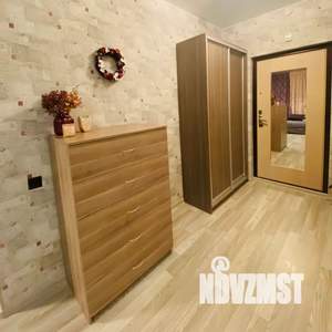 1-к квартира, посуточно, 42м2, 18/24 этаж