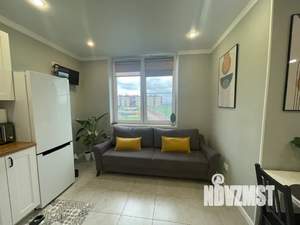 Студия квартира, посуточно, 44м2, 2/5 этаж