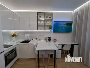 Студия квартира, посуточно, 35м2, 10/10 этаж