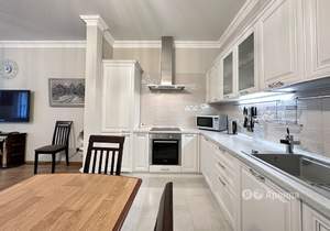 1-к квартира, на длительный срок, 62м2, 2/8 этаж