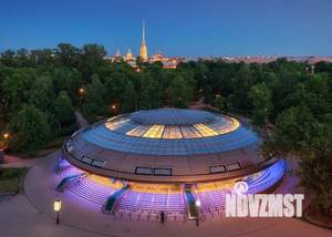 Студия квартира, посуточно, 35м2, 1/5 этаж