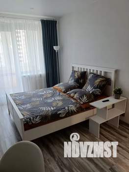 Студия квартира, посуточно, 30м2, 6/16 этаж