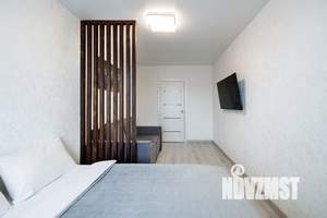 1-к квартира, посуточно, 42м2, 4/15 этаж