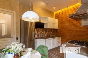 2-к квартира, посуточно, 64м2, 1/1 этаж
