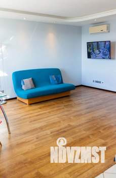 1-к квартира, посуточно, 65м2, 1/1 этаж