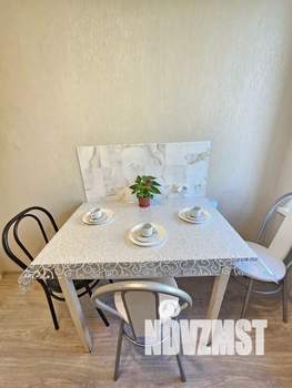 1-к квартира, посуточно, 35м2, 3/5 этаж