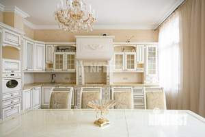 4-к квартира, на длительный срок, 159м2, 6/7 этаж