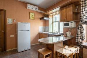 2-к квартира, посуточно, 46м2, 1/1 этаж