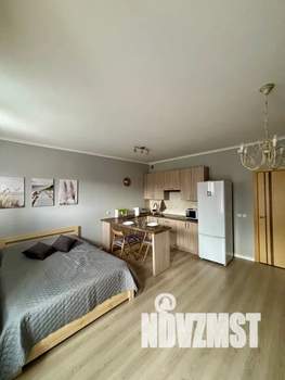Студия квартира, посуточно, 32м2, 2/3 этаж