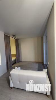 Студия квартира, на длительный срок, 32м2, 13/18 этаж