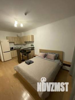 Студия квартира, посуточно, 25м2, 20/20 этаж