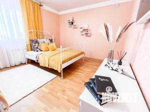 2-к квартира, посуточно, 69м2, 1/1 этаж