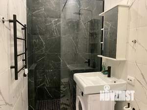 Студия квартира, посуточно, 35м2, 1/4 этаж