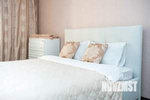 2-к квартира, посуточно, 74м2, 13/25 этаж