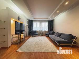 3-к квартира, на длительный срок, 105м2, 3/9 этаж