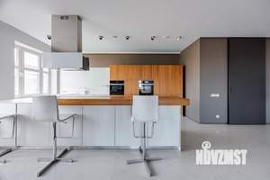 4-к квартира, на длительный срок, 205м2, 7/8 этаж
