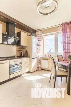 2-к квартира, посуточно, 72м2, 19/25 этаж