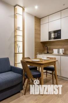 Студия квартира, посуточно, 20м2, 1/11 этаж