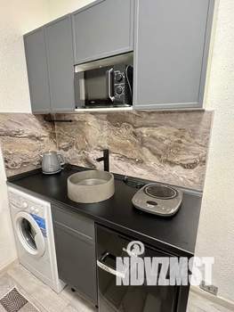 Студия квартира, посуточно, 14м2, 1/5 этаж