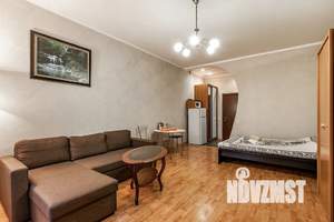 1-к квартира, посуточно, 37м2, 3/5 этаж