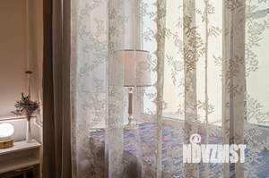 Студия квартира, посуточно, 40м2, 2/4 этаж