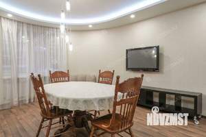 3-к квартира, на длительный срок, 93м2, 1/3 этаж