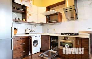 1-к квартира, посуточно, 52м2, 1/1 этаж