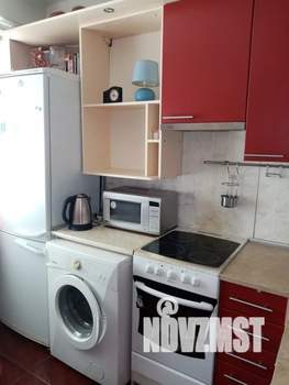 1-к квартира, посуточно, 38м2, 3/9 этаж