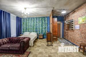 Студия квартира, посуточно, 45м2, 1/5 этаж