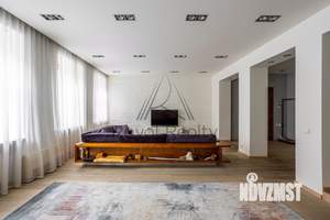 4-к квартира, на длительный срок, 220м2, 2/5 этаж