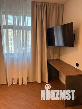 Студия квартира, посуточно, 38м2, 5/10 этаж