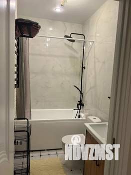 3-к квартира, посуточно, 65м2, 1/2 этаж