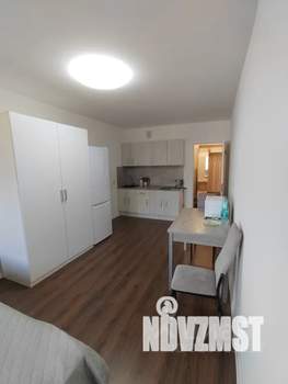 Студия квартира, посуточно, 25м2, 17/18 этаж