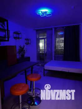 Студия квартира, посуточно, 30м2, 1/6 этаж