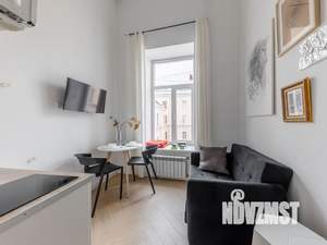 Студия квартира, посуточно, 17м2, 4/4 этаж