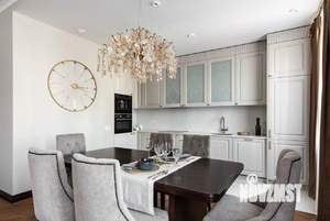 3-к квартира, на длительный срок, 130м2, 3/7 этаж