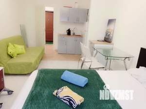 Студия квартира, посуточно, 42м2, 4/25 этаж
