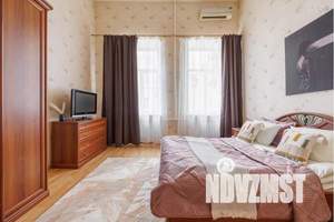 3-к квартира, посуточно, 101м2, 2/4 этаж