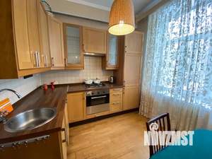 2-к квартира, посуточно, 65м2, 2/5 этаж