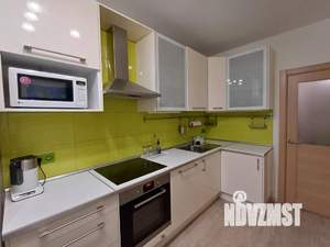 1-к квартира, посуточно, 42м2, 13/25 этаж