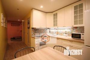 3-к квартира, на длительный срок, 67м2, 1/10 этаж