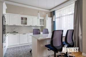 3-к квартира, на длительный срок, 104м2, 4/8 этаж