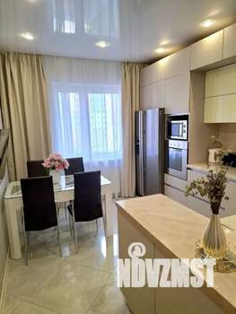 1-к квартира, посуточно, 40м2, 7/8 этаж