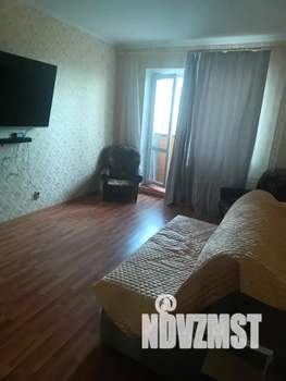 1-к квартира, посуточно, 37м2, 8/13 этаж
