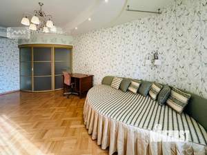 3-к квартира, на длительный срок, 130м2, 2/9 этаж