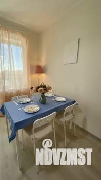 Студия квартира, посуточно, 35м2, 7/12 этаж