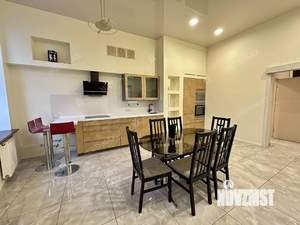 4-к квартира, на длительный срок, 150м2, 3/5 этаж