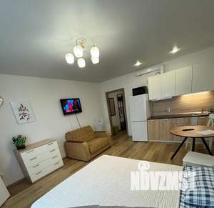 Студия квартира, посуточно, 27м2, 5/18 этаж
