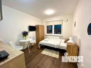 Студия квартира, посуточно, 20м2, 18/25 этаж